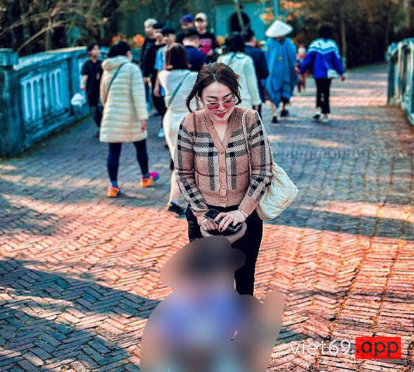 Ảnh 2 của Vợ loli dâm đãng vừa bú vừa đụ em mới thỏa cơn nứng