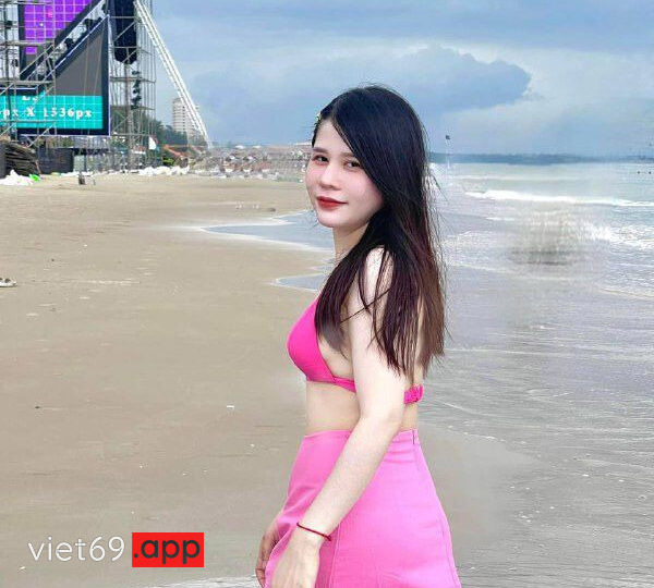 Ảnh 8 của Vợ mới đẻ xong mấy hôm chồng đè ra chịch không tha