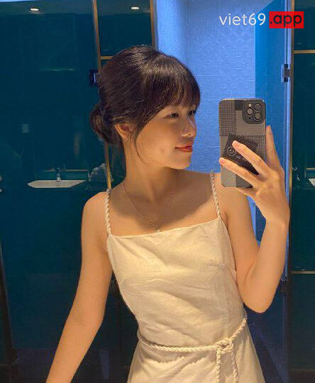 Ảnh 9 của Vợ trẻ đam mê bạo dâm BDSM thích nhét buồi tận họng địt cả 2 lỗ (Full Clip + Pic) – P2