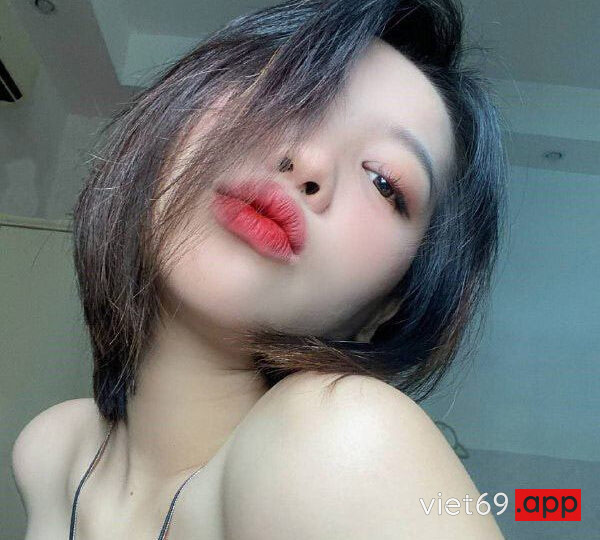 Ảnh 13 của Vừa chịch vừa vỗ mông em người yêu cực ngon (Full Clip + Pic)