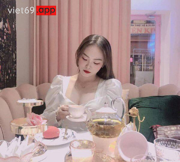 Ảnh 9 của Vừa địt vừa móc lồn em yêu sướng rên rỉ lồn ra nhiều nước (Full Clip + Pic)