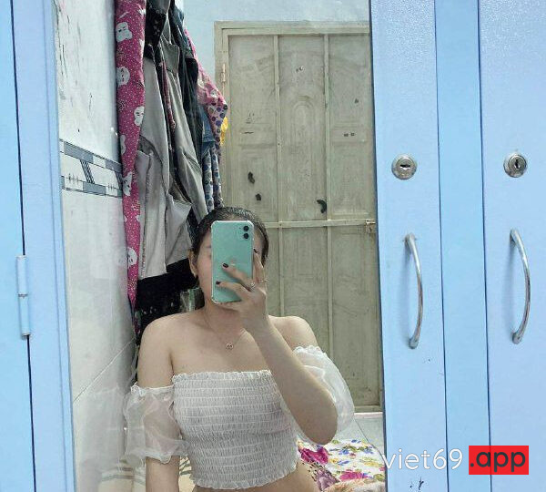 Ảnh 6 của Vừa địt vừa móc lồn em yêu sướng rên rỉ lồn ra nhiều nước (Full Clip + Pic)