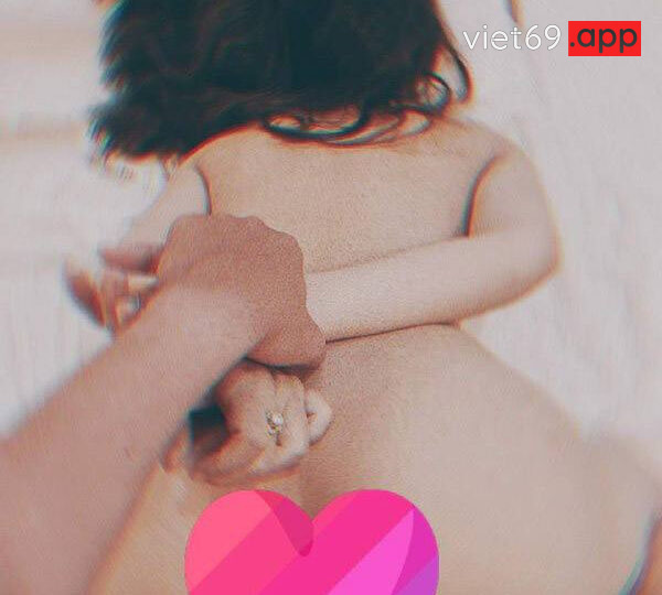 Ảnh 1 của Vừa địt vừa móc lồn em yêu sướng rên rỉ lồn ra nhiều nước (Full Clip + Pic)